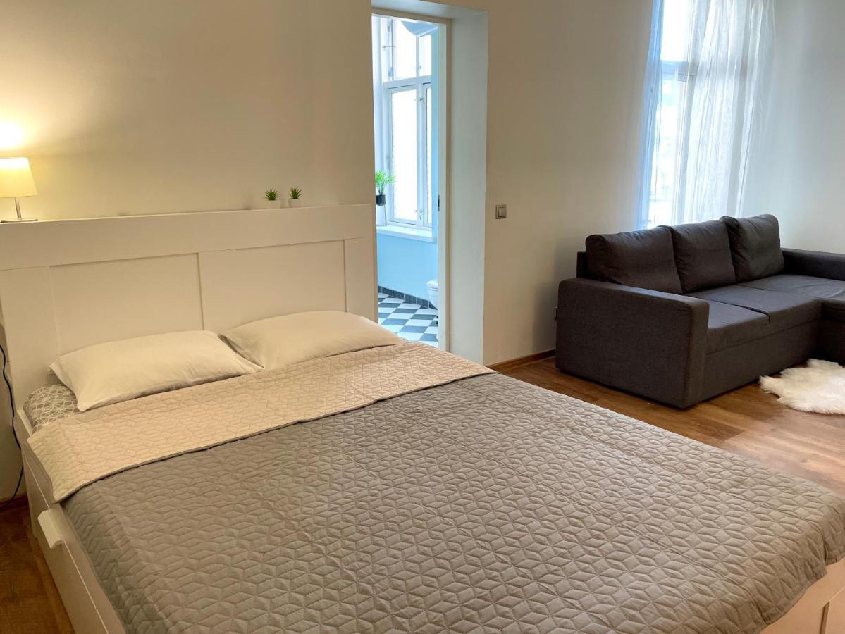 Spacious Holiday Apartment With Wifi And Parking Parnawa Zewnętrze zdjęcie
